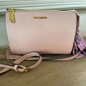 New without tags Steve Madden pale pink crossbody bag